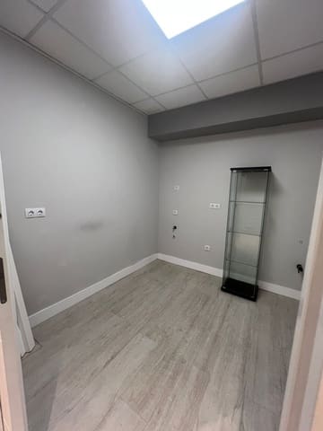 Commercial for sale in Puerto del Rosario - € 130,000 (Ref: 9362014)