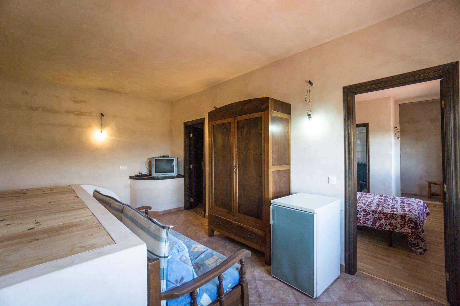 5 slaapkamer Finca/Landhuis te koop in La Oliva met garage - € 460.000 (Ref: 9406420)