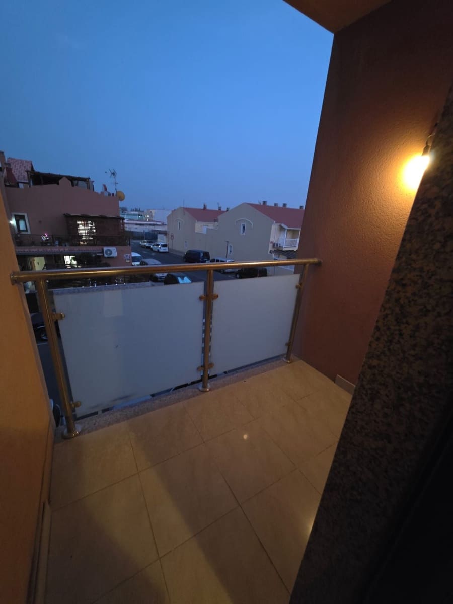 4 bedroom Townhouse for sale in El Matorral - € 230,000 (Ref: 9419405)