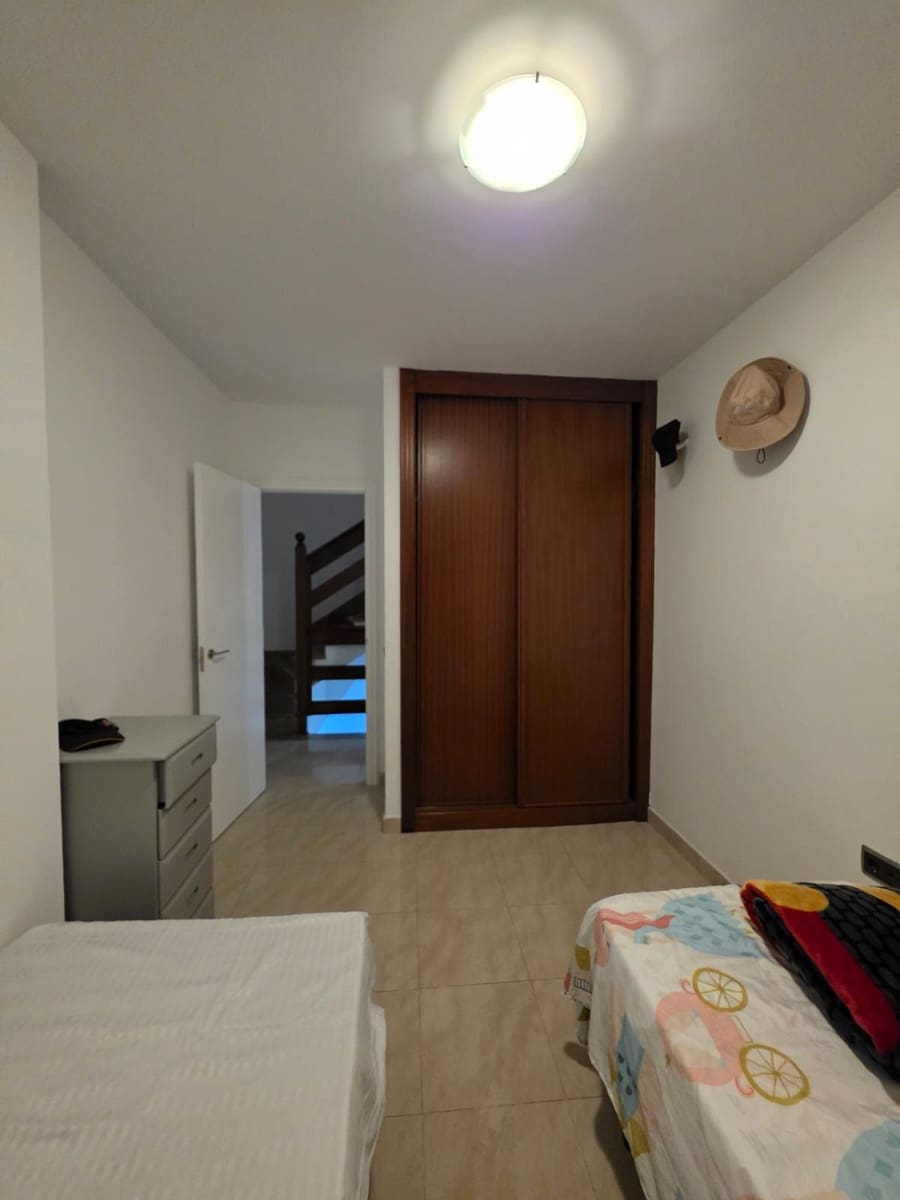 4 bedroom Townhouse for sale in El Matorral - € 230,000 (Ref: 9419405)