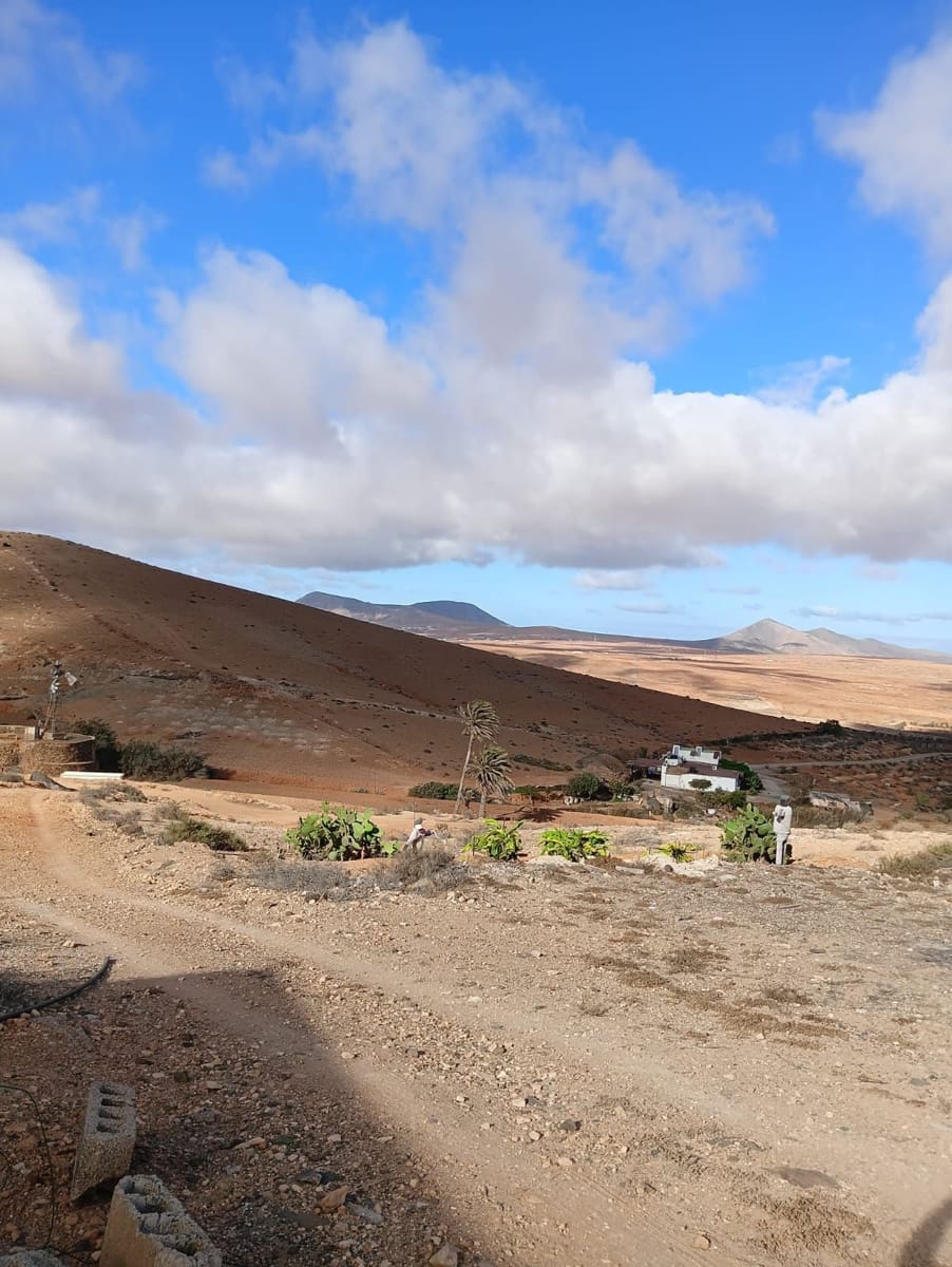 3 bedroom Finca/Country House for sale in Antigua - € 160,000 (Ref: 9430701)