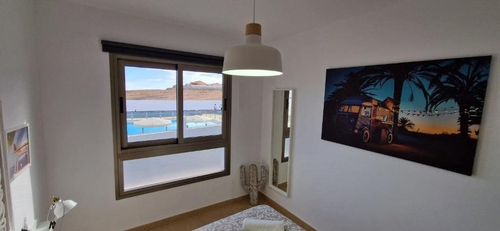 1 sypialnia Apartament na sprzedaż w Costa de Antigua z basenem garażem - 150 000 € (Ref: 9439573)