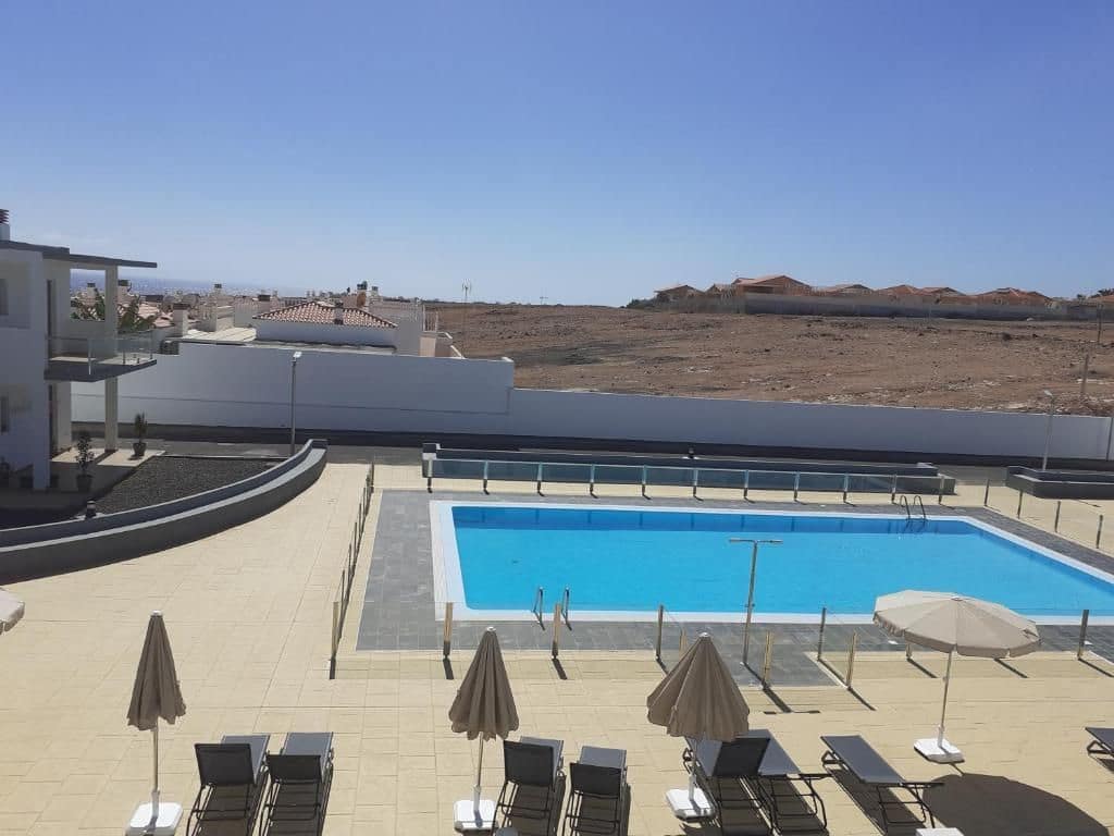 1 sypialnia Apartament na sprzedaż w Costa de Antigua z basenem garażem - 150 000 € (Ref: 9439573)