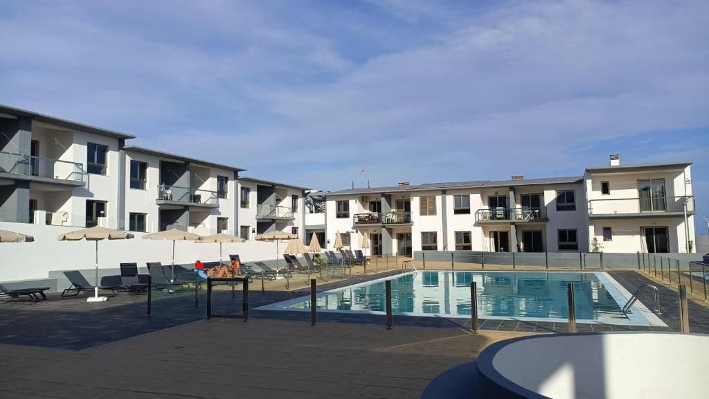 1 sypialnia Apartament na sprzedaż w Costa de Antigua z basenem garażem - 150 000 € (Ref: 9439573)