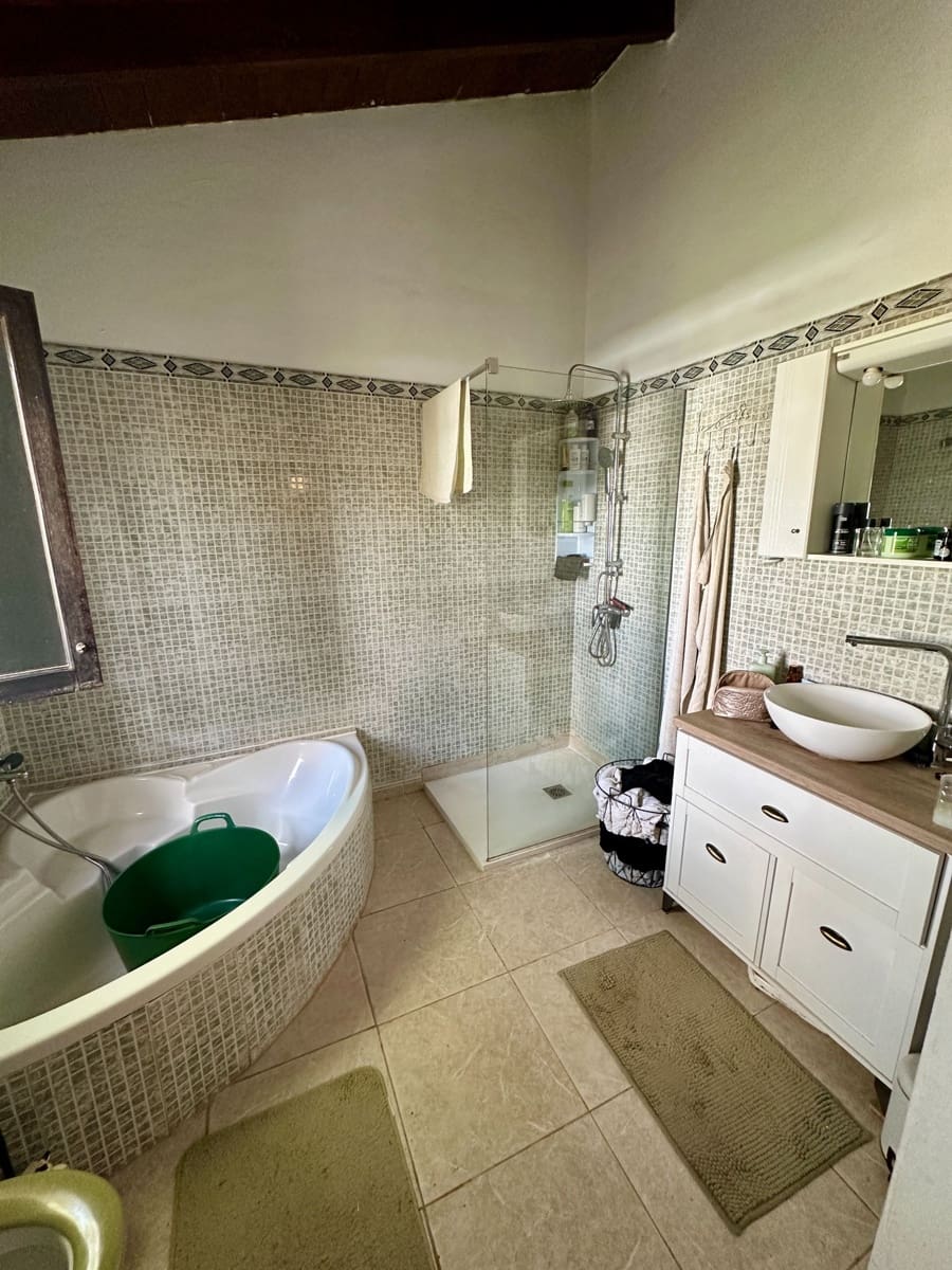 Chalet de 5 habitaciones en Triquivijate en venta con piscina - 499.000 € (Ref: 9455941)