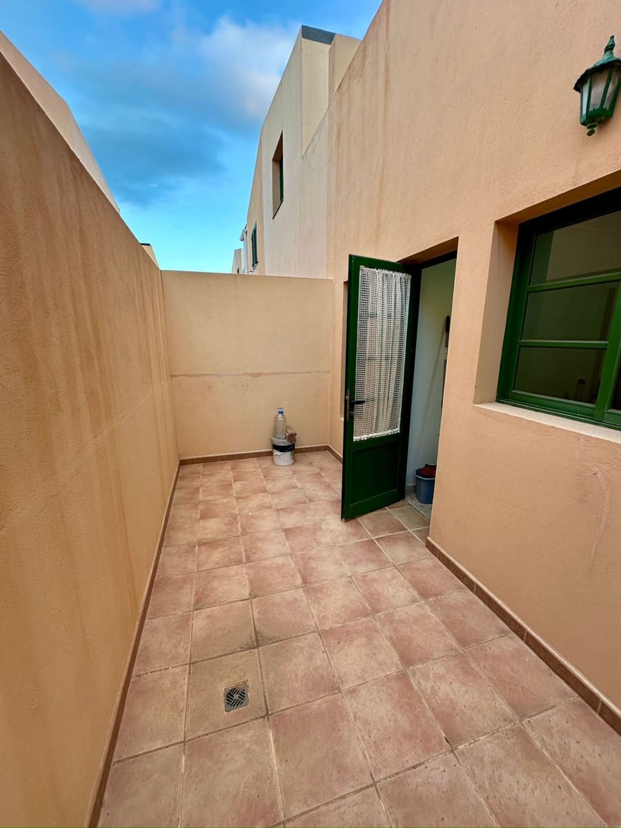 2 slaapkamer Huis te koop in Costa Calma - € 150.000 (Ref: 9455943)