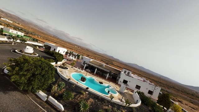 5 sypialnia Willa na sprzedaż w Casillas de Morales, Antigua z basenem garażem - 1 280 000 € (Ref: 9461814)