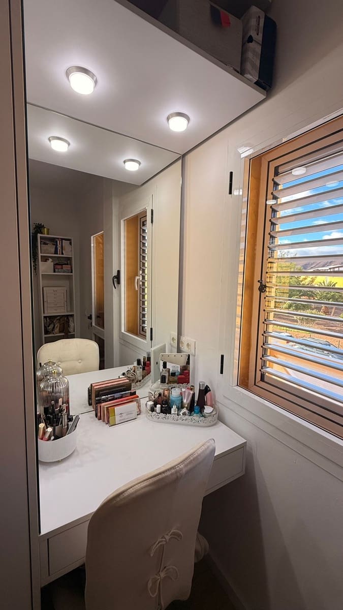 3 soverom Hus til salgs i Puerto del Rosario med garasje - € 295 000 (Ref: 9470825)