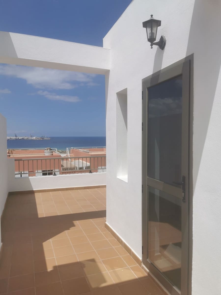3 Zimmer Doppelhaus zu verkaufen in Puerto del Rosario mit Garage - 325.000 € (Ref: 9474701)