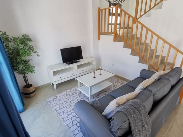 3 Zimmer Doppelhaus zu verkaufen in Puerto del Rosario mit Garage - 325.000 € (Ref: 9474701)