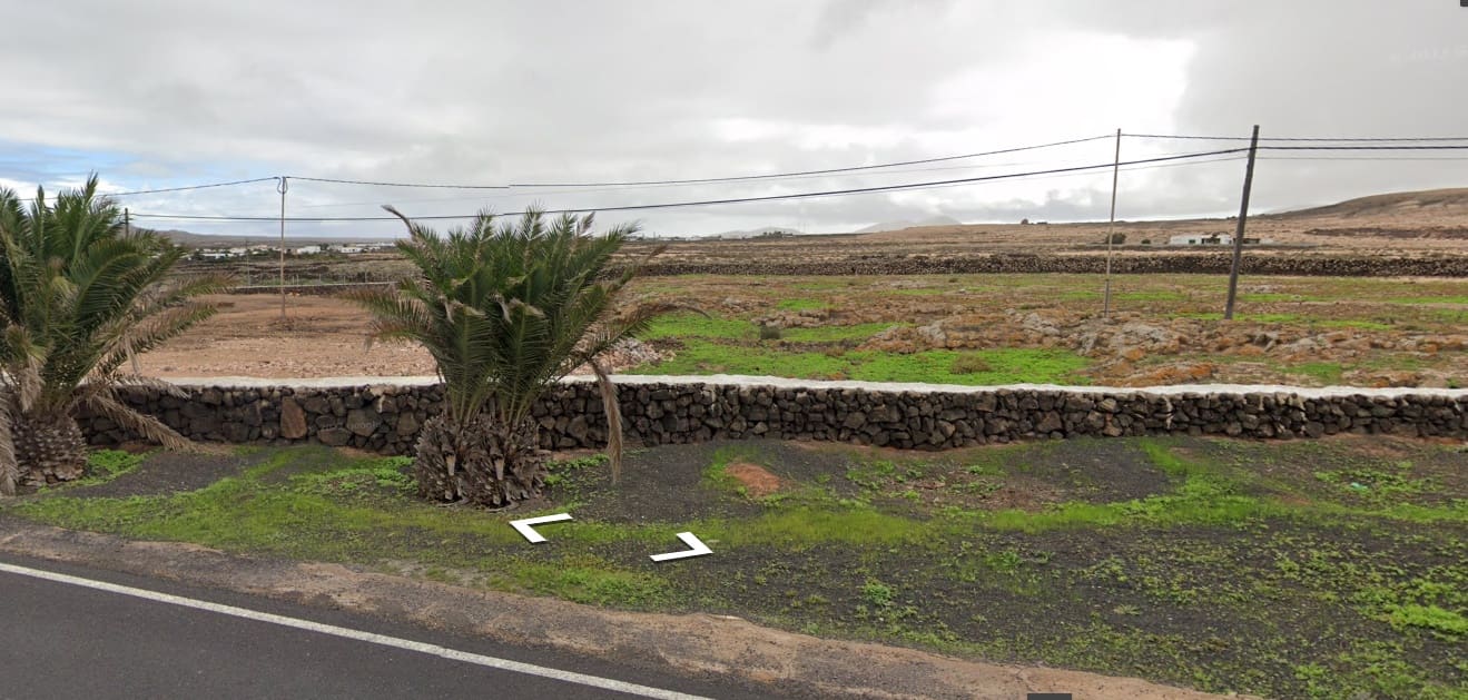 Rakentamaton maa myytävänä paikassa Lajares - 330 750 € (Ref: 9475936)