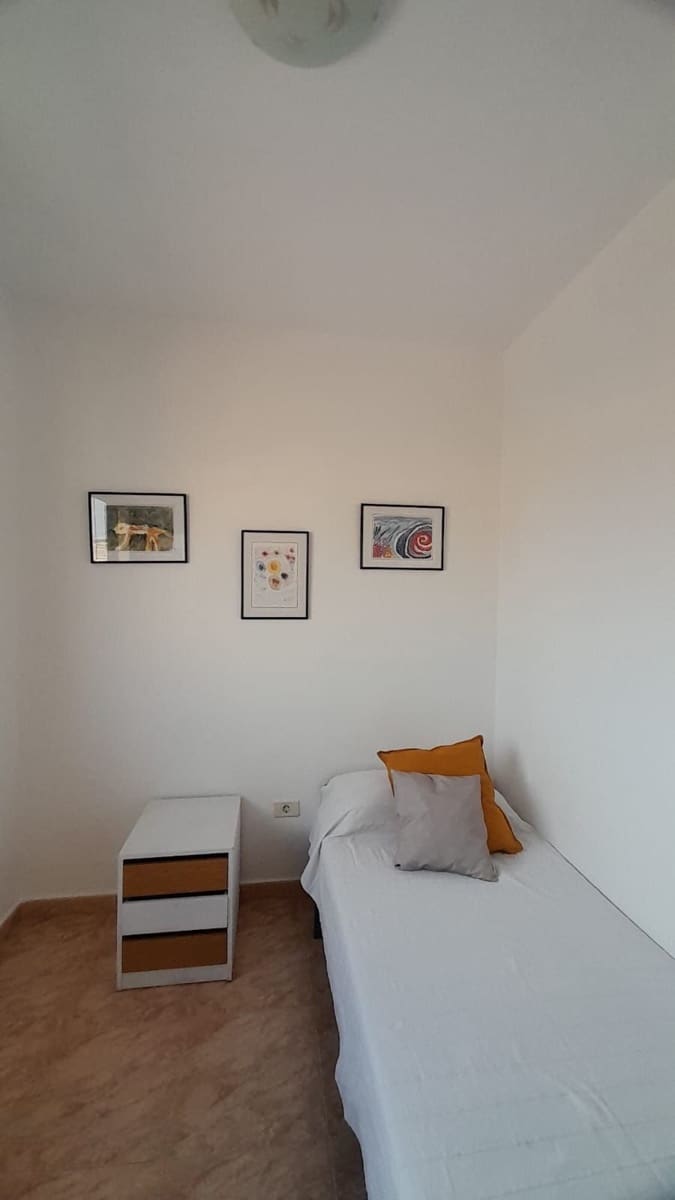 2 bedroom Flat for sale in Puerto del Rosario - € 132,000 (Ref: 9496935)