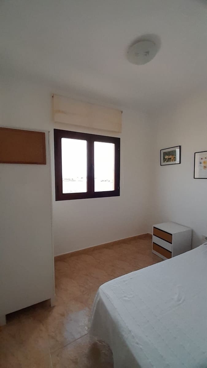 2 bedroom Flat for sale in Puerto del Rosario - € 132,000 (Ref: 9496935)