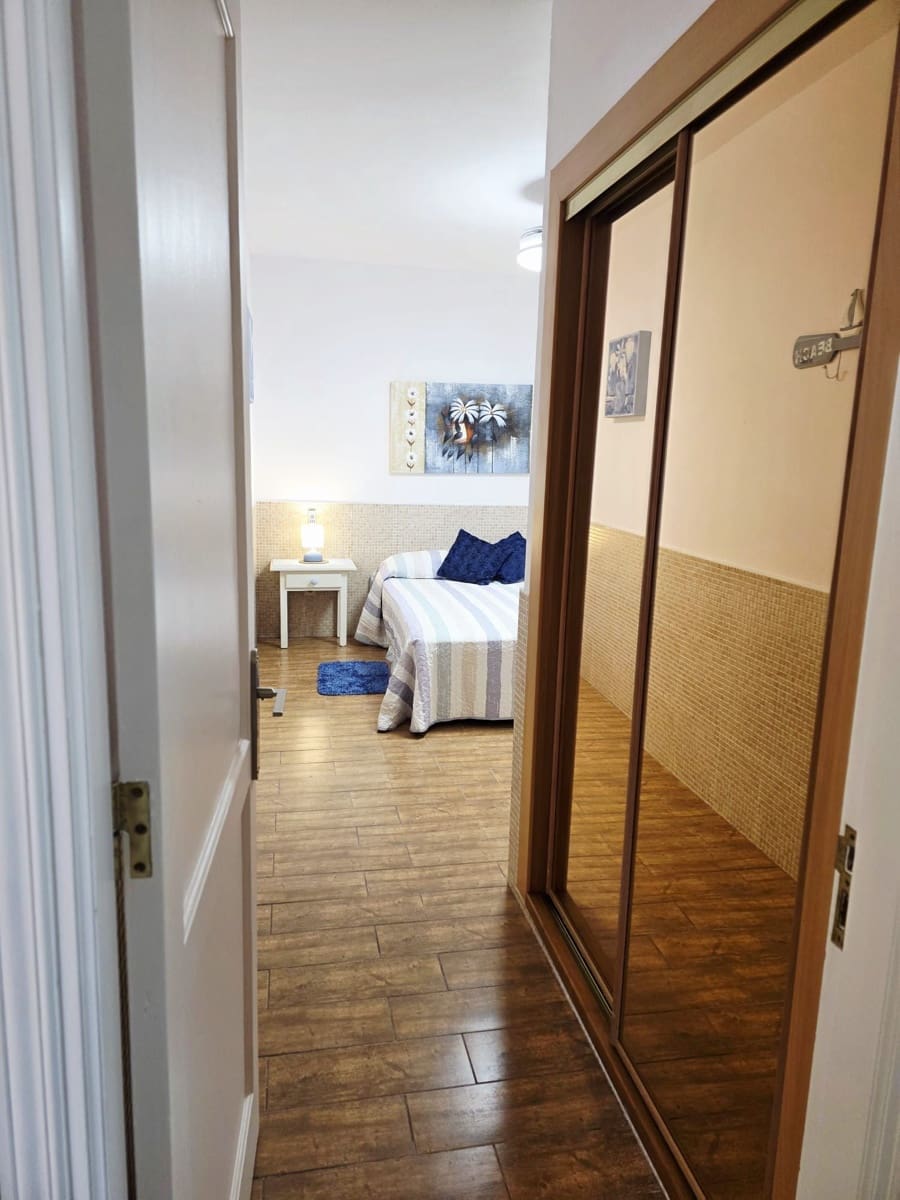 1 bedroom Apartment for sale in Caleta de Fuste with pool - € 169,000 (Ref: 9501915)