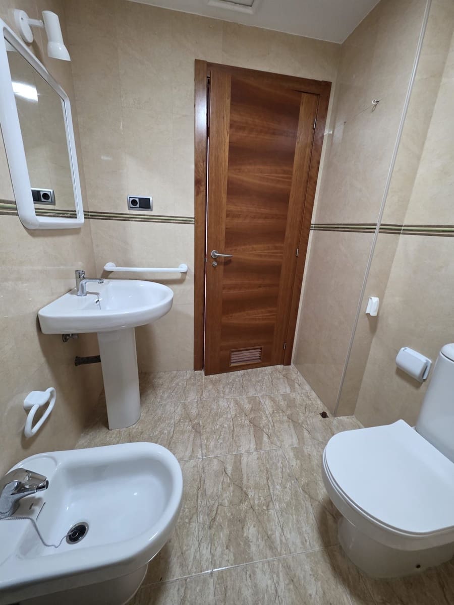 2 soveværelse Lejlighed til salg i Puerto del Rosario med garage - € 149.000 (Ref: 9508477)