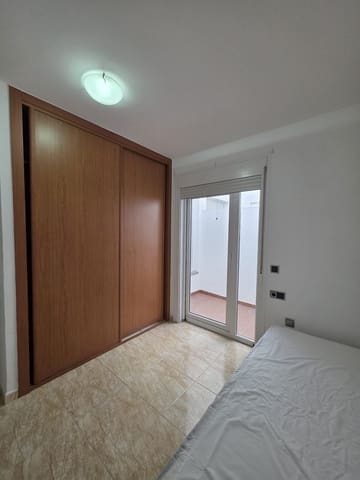 2 soveværelse Lejlighed til salg i Puerto del Rosario med garage - € 149.000 (Ref: 9508477)