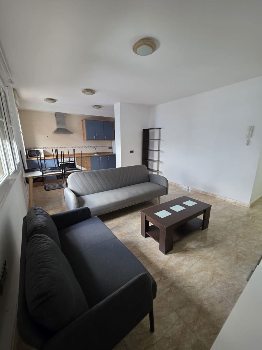 2 soveværelse Lejlighed til salg i Puerto del Rosario med garage - € 149.000 (Ref: 9508477)