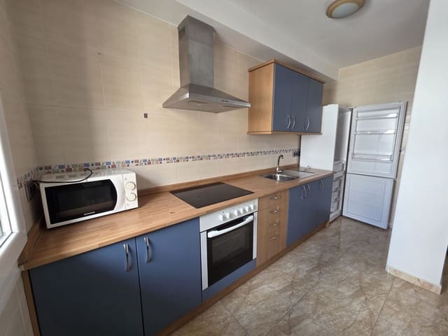 2 soveværelse Lejlighed til salg i Puerto del Rosario med garage - € 149.000 (Ref: 9508477)