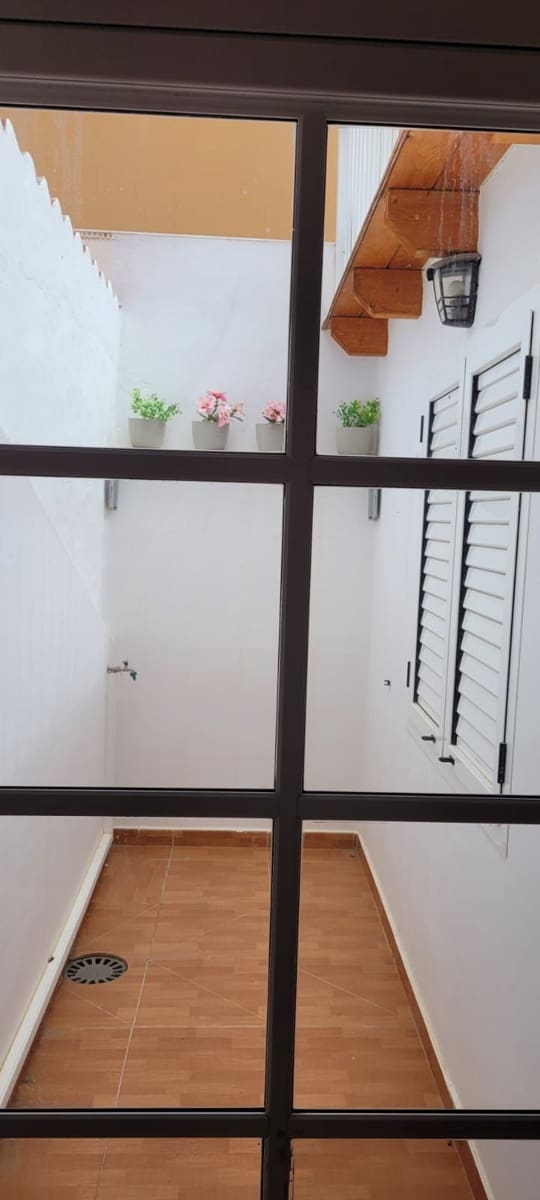 Apartamento de 2 habitaciones en Caleta de Fuste en venta - 215.000 € (Ref: 9526332)