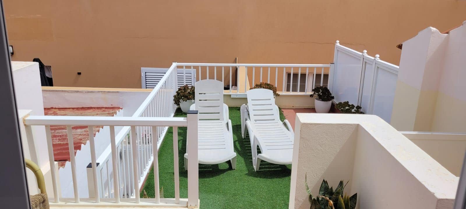Apartamento de 2 habitaciones en Caleta de Fuste en venta - 215.000 € (Ref: 9526332)