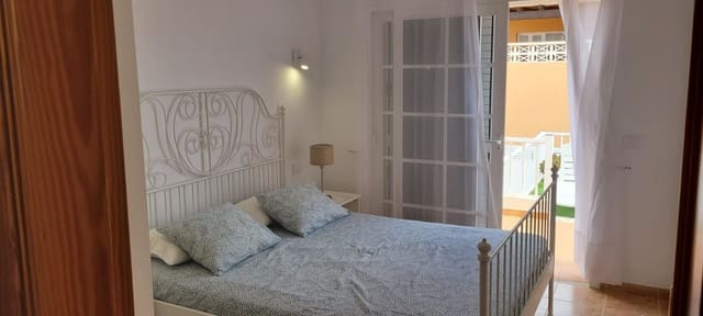 Apartamento de 2 habitaciones en Caleta de Fuste, Antigua en venta - 215.000 € (Ref: 9526332)