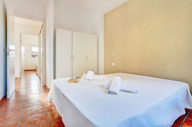 2 makuuhuone Paritalo myytävänä paikassa Corralejo, La Oliva mukana uima-altaan - 255 000 € (Ref: 9526333)