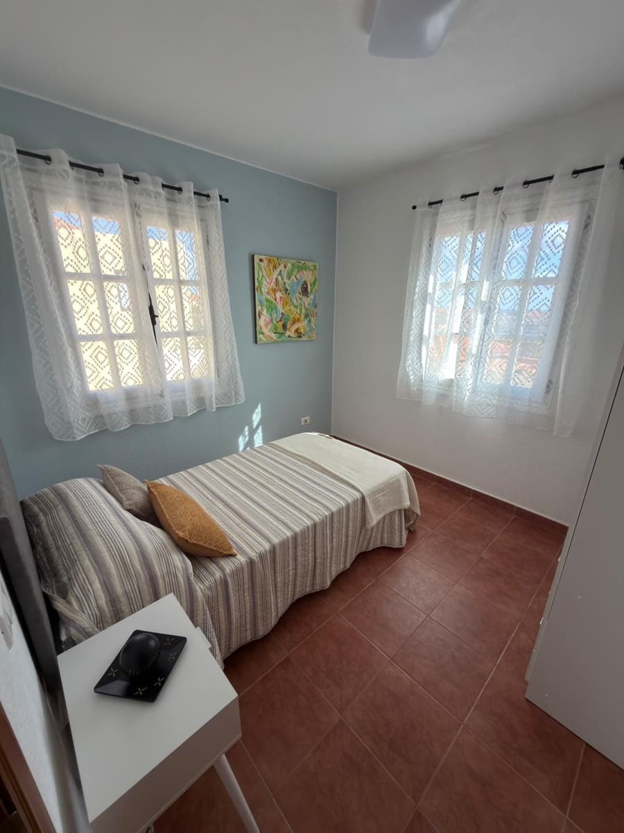 3 soverom Hus til salgs i Caleta de Fuste - € 257 000 (Ref: 9526335)