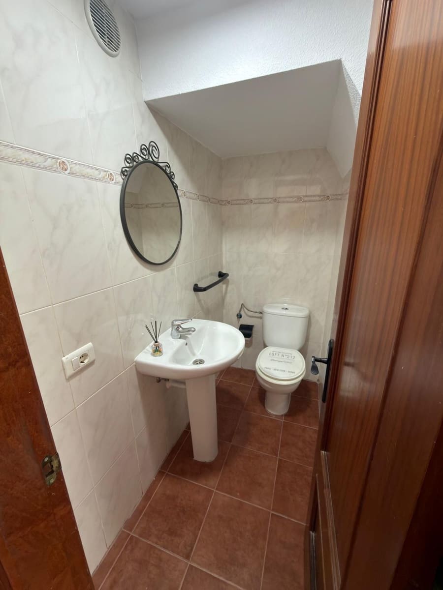 3 soverom Hus til salgs i Caleta de Fuste - € 257 000 (Ref: 9526335)