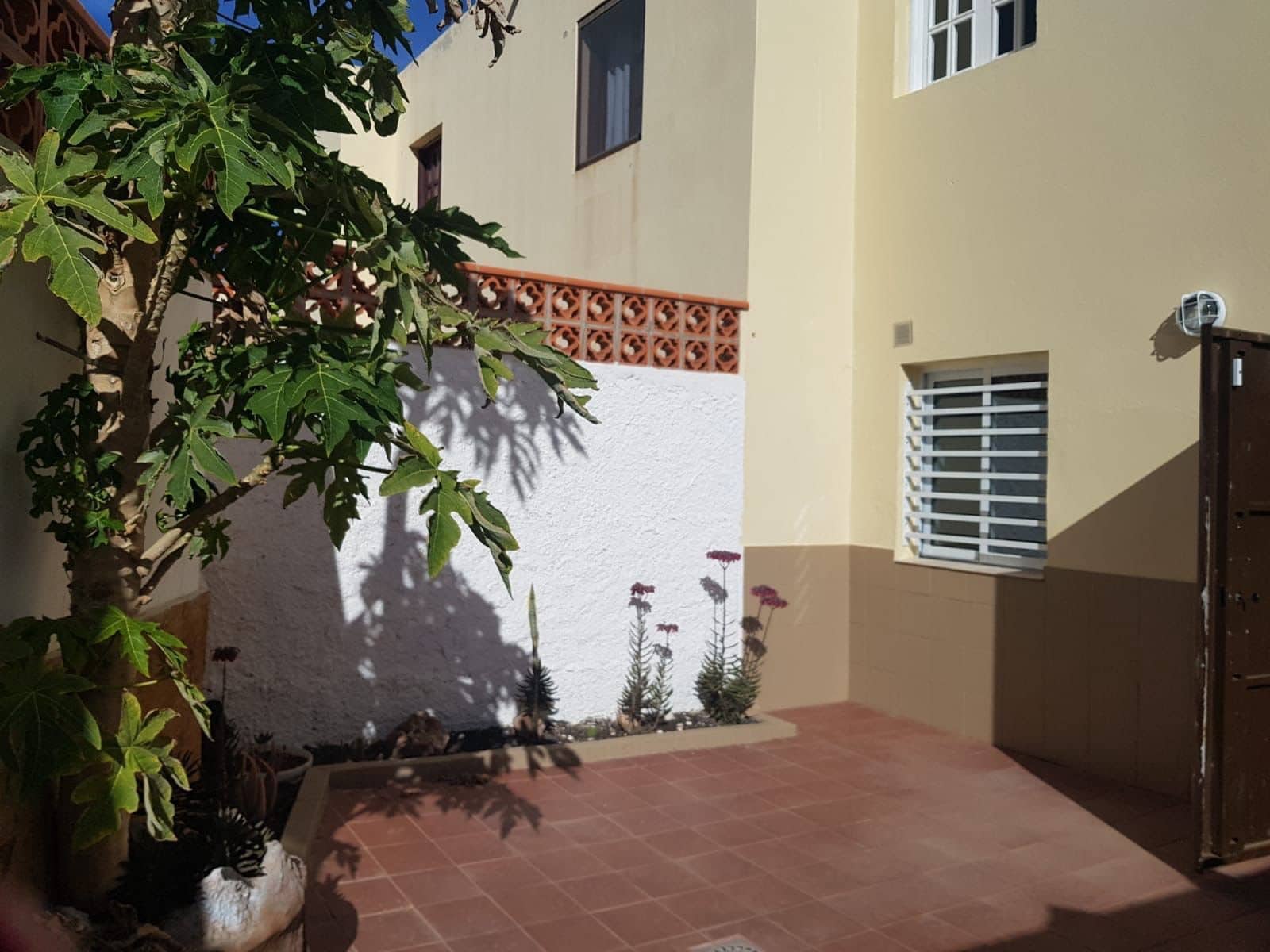 3 soverom Hus til salgs i Caleta de Fuste - € 257 000 (Ref: 9526335)