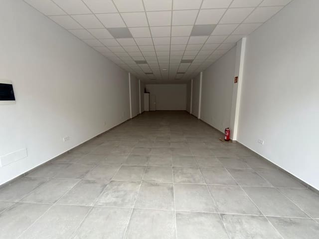 Comercial para arrendar em Puerto del Rosario - 900 € (Ref: 9540849)
