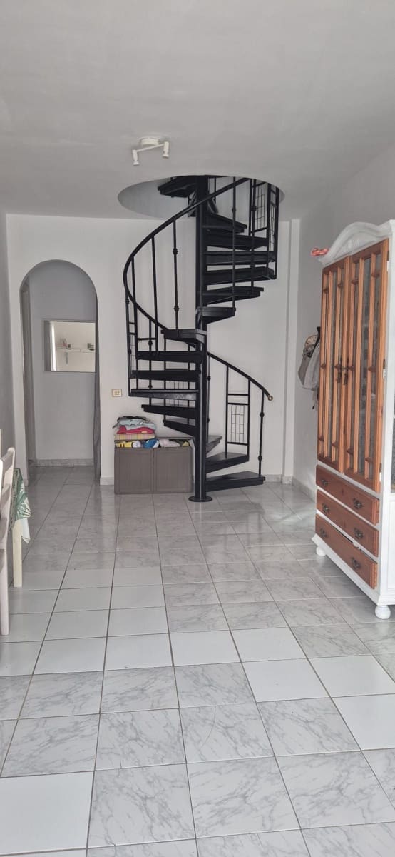 2 quarto Casa em Banda para venda em Caleta de Fuste - 210 000 € (Ref: 9574021)