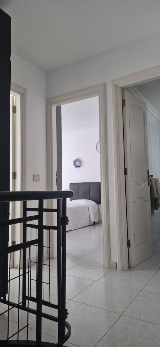 2 quarto Casa em Banda para venda em Caleta de Fuste - 210 000 € (Ref: 9574021)