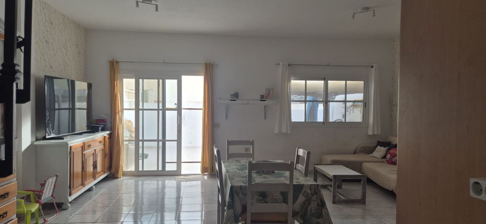 2 quarto Casa em Banda para venda em Caleta de Fuste - 210 000 € (Ref: 9574021)