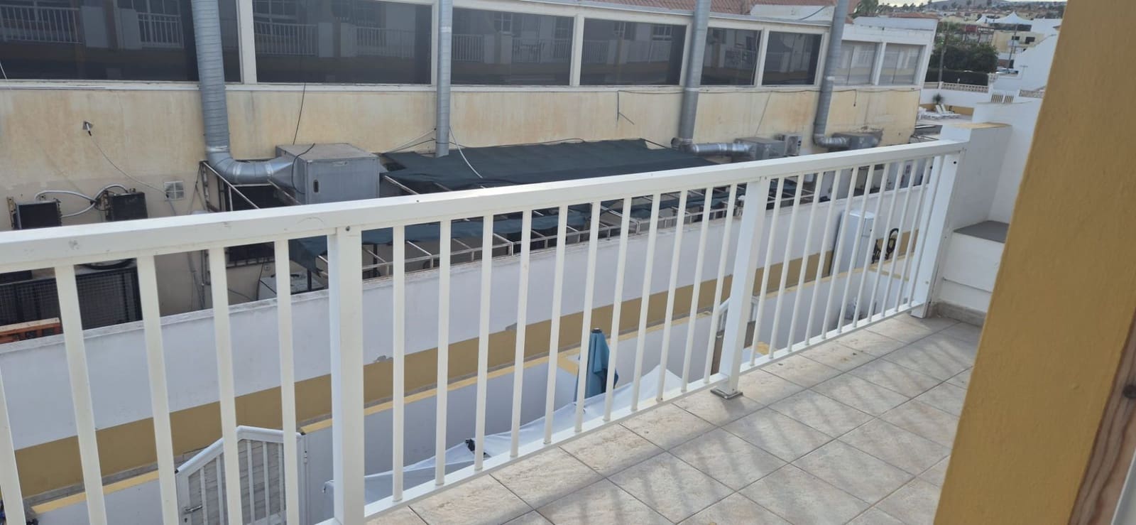 2 quarto Casa em Banda para venda em Caleta de Fuste - 210 000 € (Ref: 9574021)