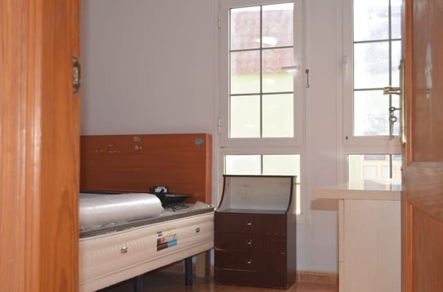 4 makuuhuone Omakotitalo myytävänä paikassa Gran Tarajal, Tuineje - 280 000 € (Ref: 9604638)