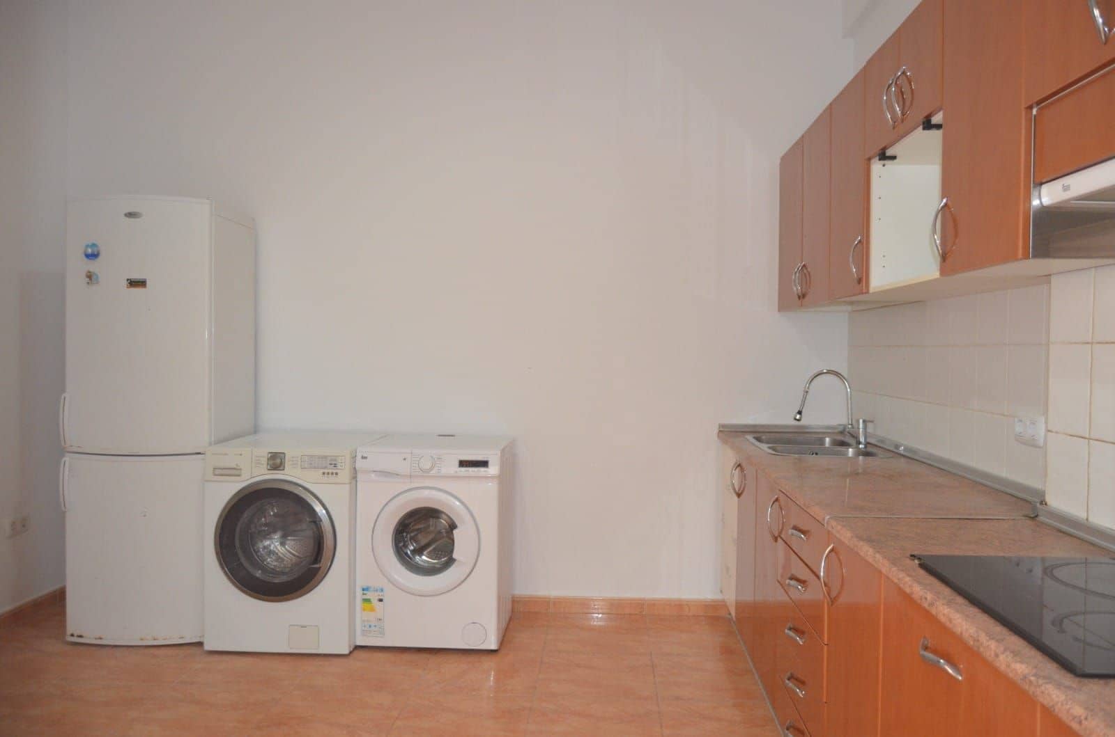 4 makuuhuone Omakotitalo myytävänä paikassa Gran Tarajal - 280 000 € (Ref: 9604638)