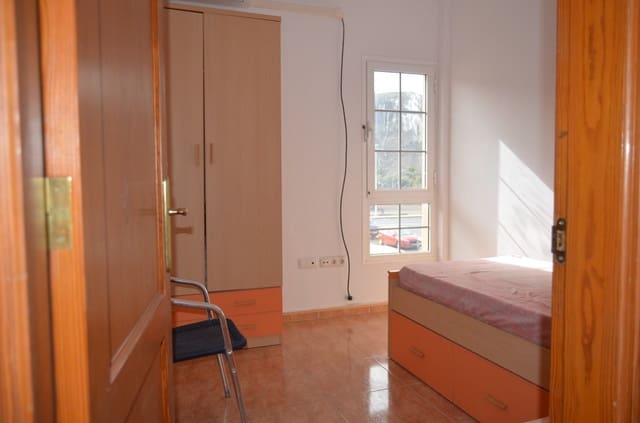 4 makuuhuone Omakotitalo myytävänä paikassa Gran Tarajal, Tuineje - 280 000 € (Ref: 9604638)