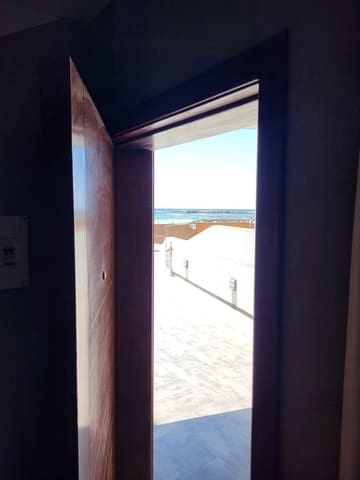 1 slaapkamer Appartement te koop in El Cotillo, La Oliva - € 235.000 (Ref: 9604639)