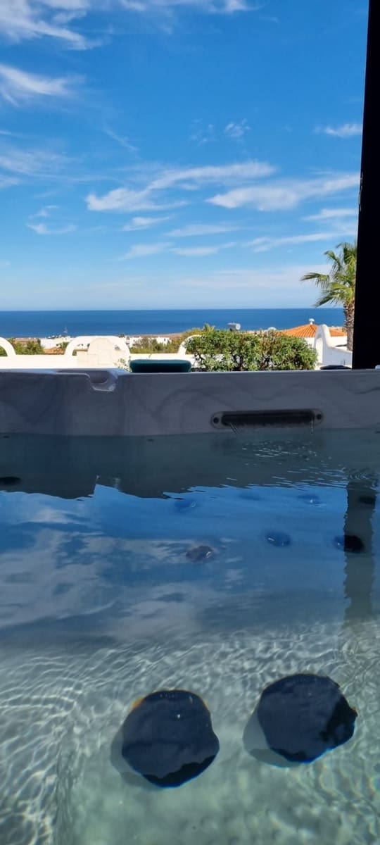 2 bedroom Villa for sale in Parque Holandes - € 550,000 (Ref: 9698679)