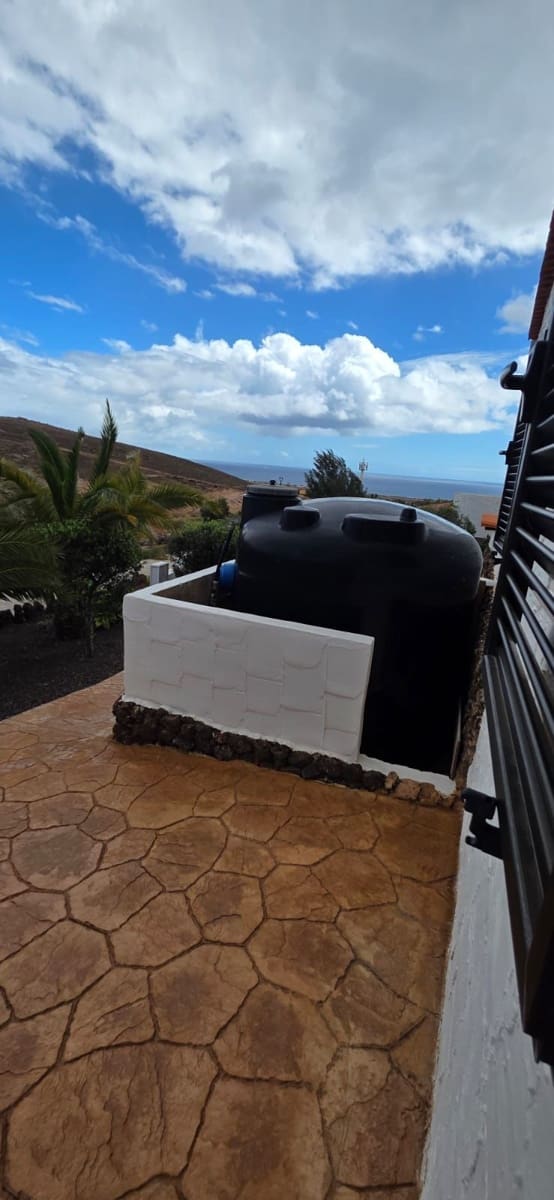 2 bedroom Villa for sale in Parque Holandes - € 550,000 (Ref: 9698679)