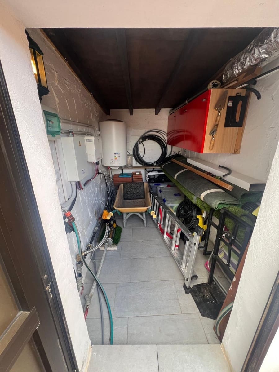 2 bedroom Villa for sale in Parque Holandes - € 550,000 (Ref: 9698679)