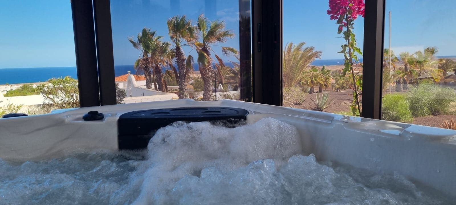 2 bedroom Villa for sale in Parque Holandes - € 550,000 (Ref: 9698679)