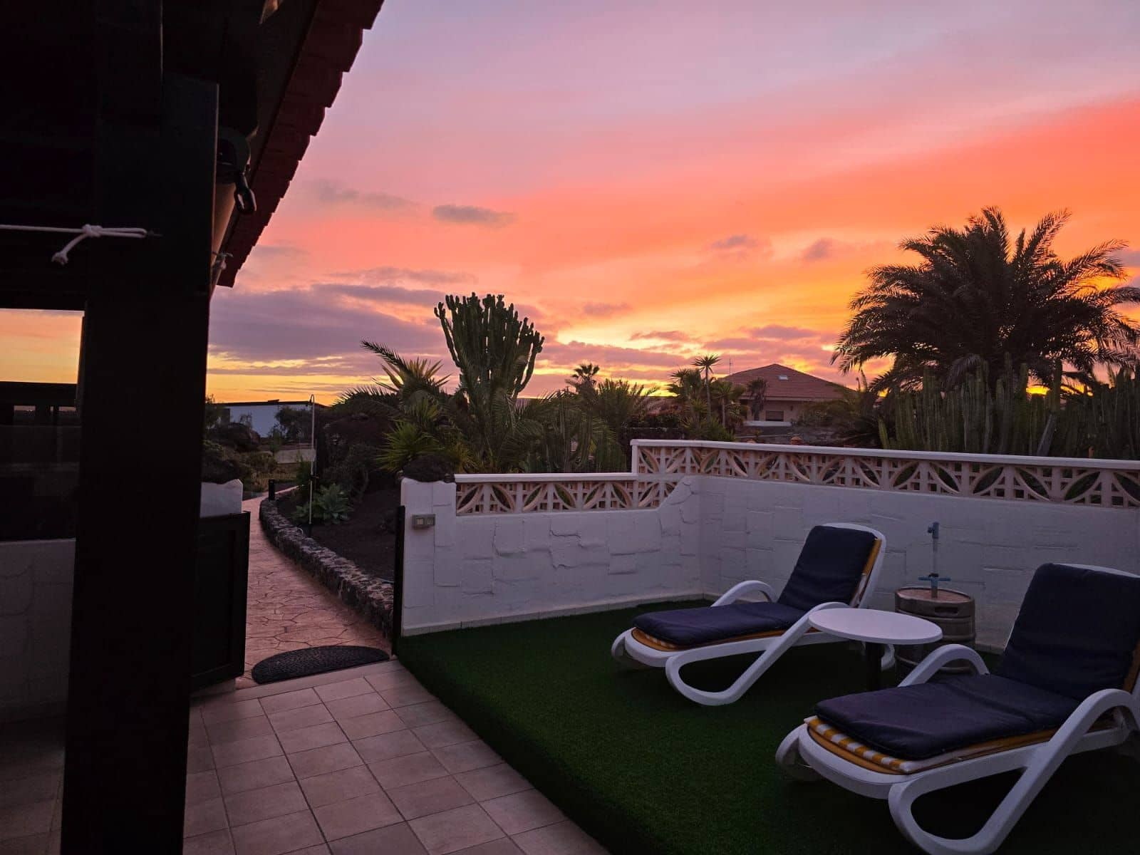 2 bedroom Villa for sale in Parque Holandes - € 550,000 (Ref: 9698679)