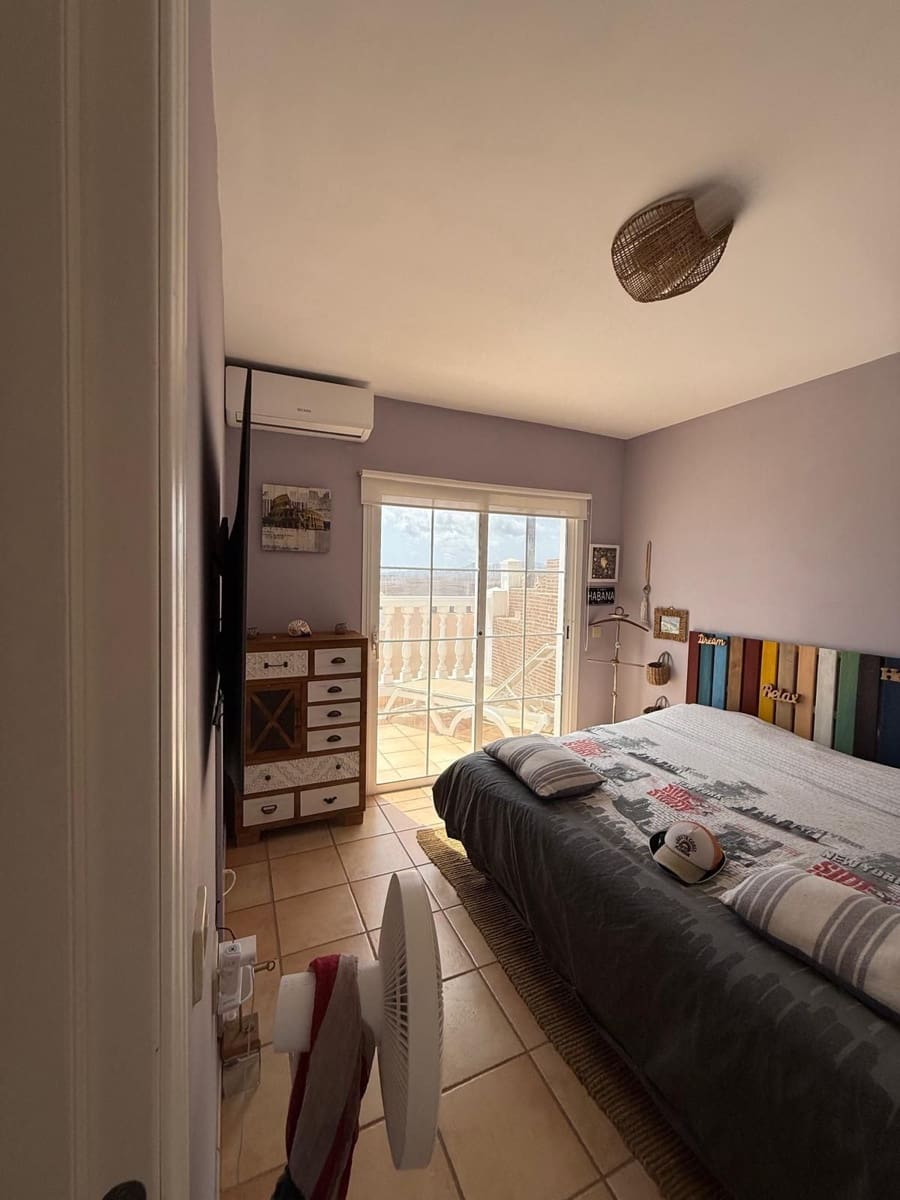 2 bedroom Townhouse for sale in Caleta de Fuste - € 265,000 (Ref: 9698680)