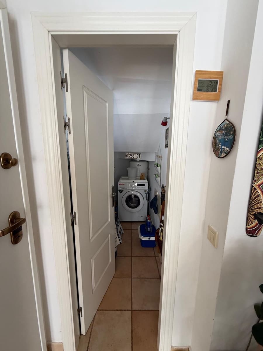 2 bedroom Townhouse for sale in Caleta de Fuste - € 265,000 (Ref: 9698680)