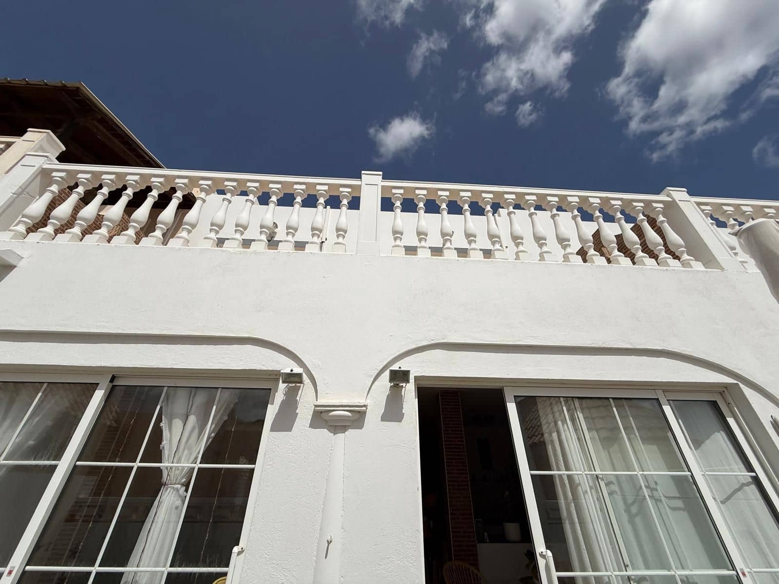 2 bedroom Townhouse for sale in Caleta de Fuste - € 265,000 (Ref: 9698680)