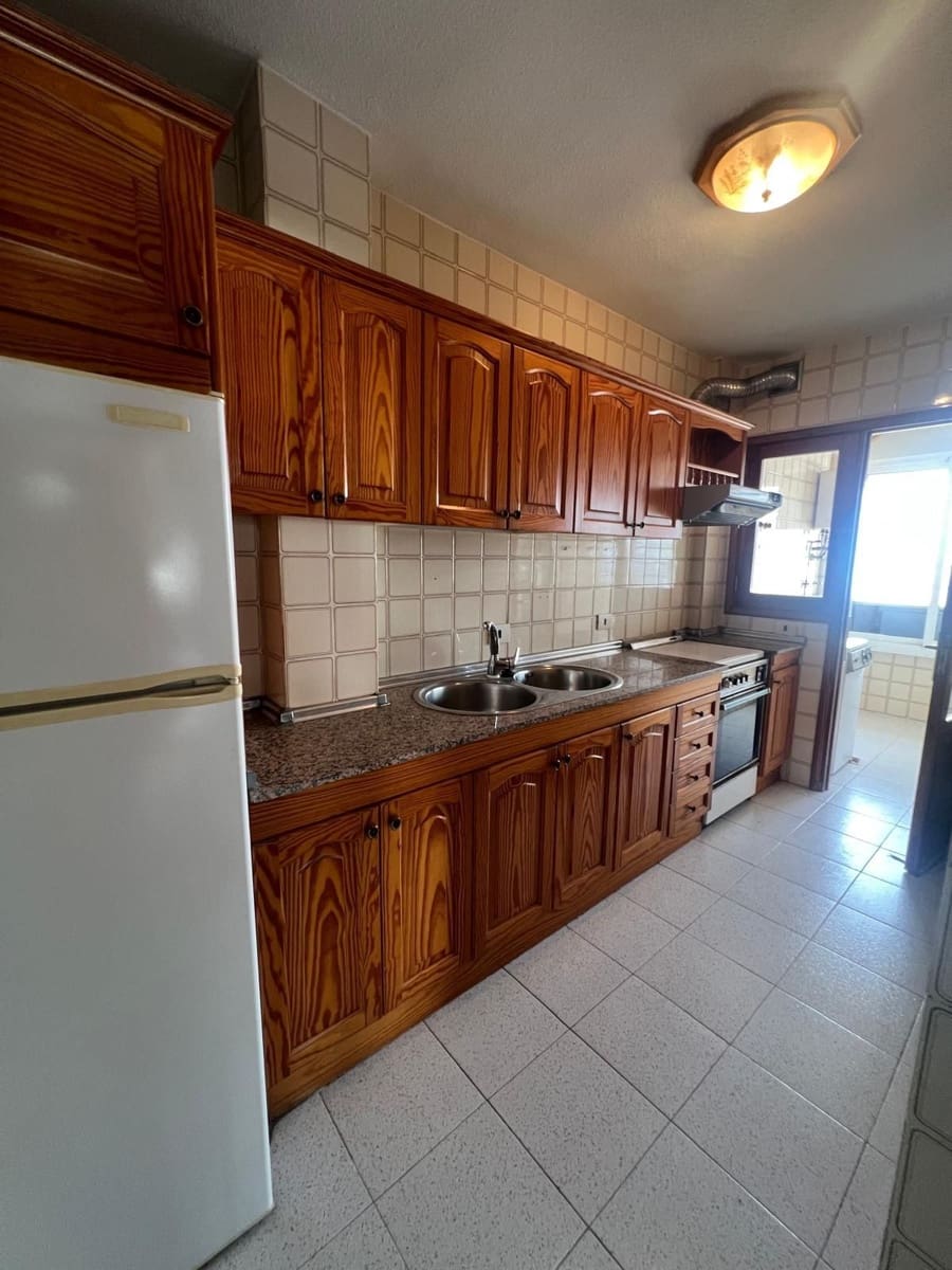 4 bedroom Flat for sale in Puerto del Rosario - € 250,000 (Ref: 9738021)