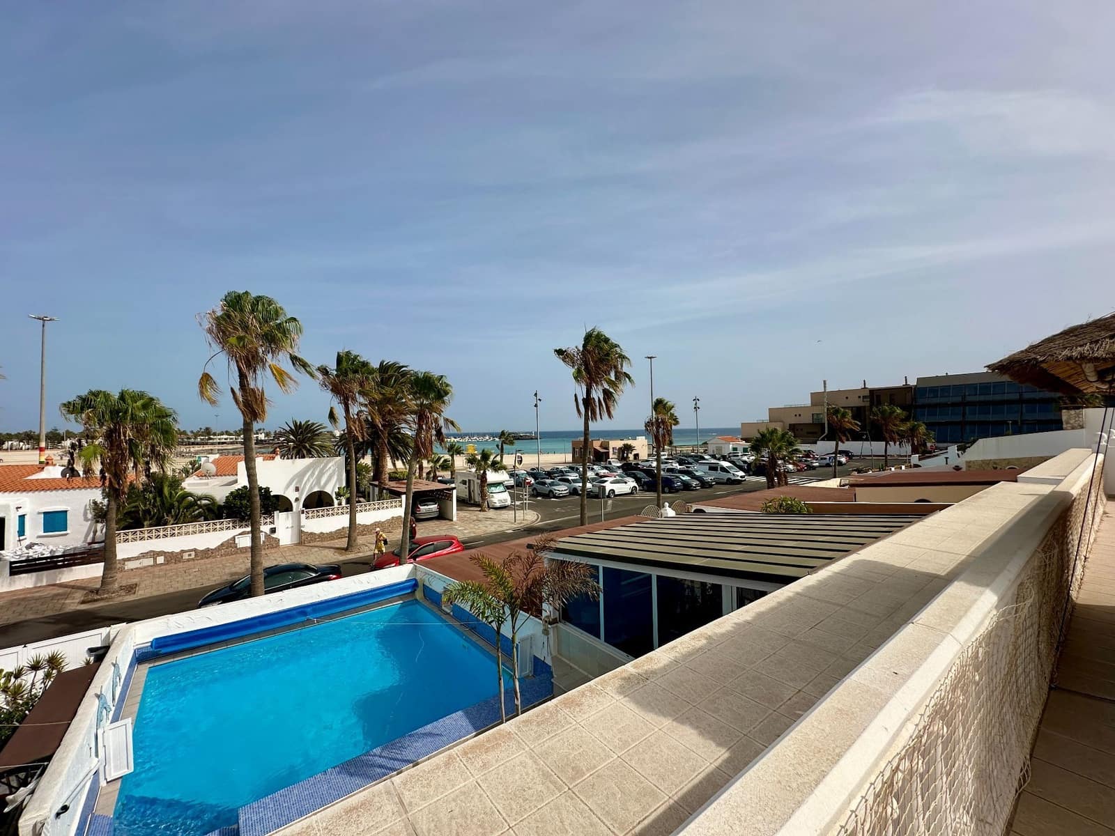 4 soveværelse Villa til salg i Caleta de Fuste med swimmingpool garage - € 890.000 (Ref: 9747704)