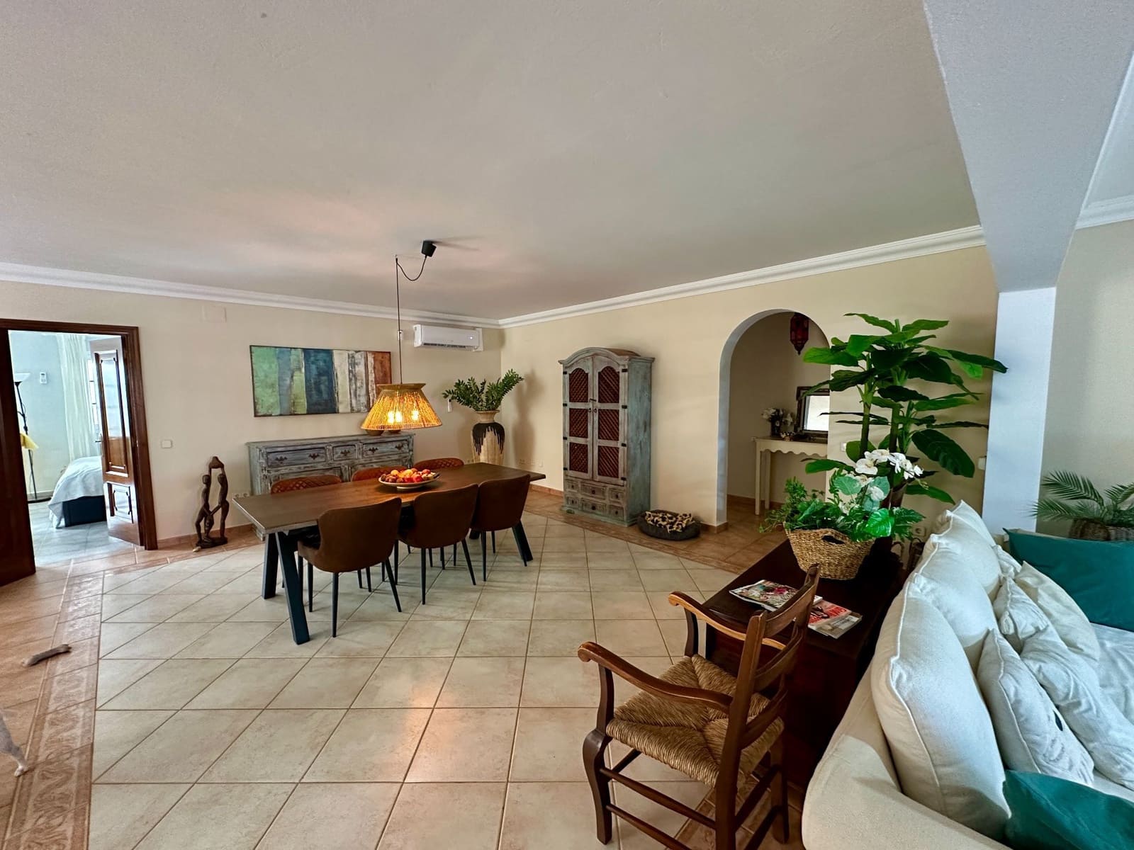 4 soveværelse Villa til salg i Caleta de Fuste med swimmingpool garage - € 890.000 (Ref: 9747704)