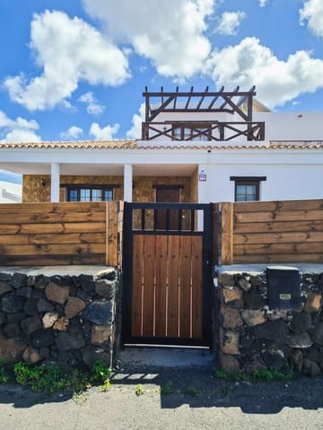 4 quarto Moradia para venda em Lajares, La Oliva - 775 000 € (Ref: 9772753)